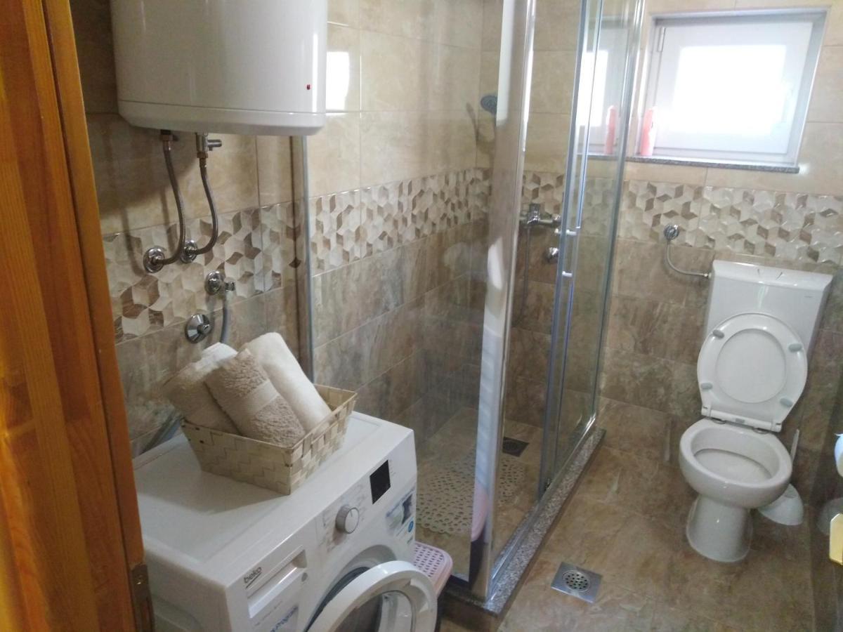 טרביניה Apartman Milos מראה חיצוני תמונה