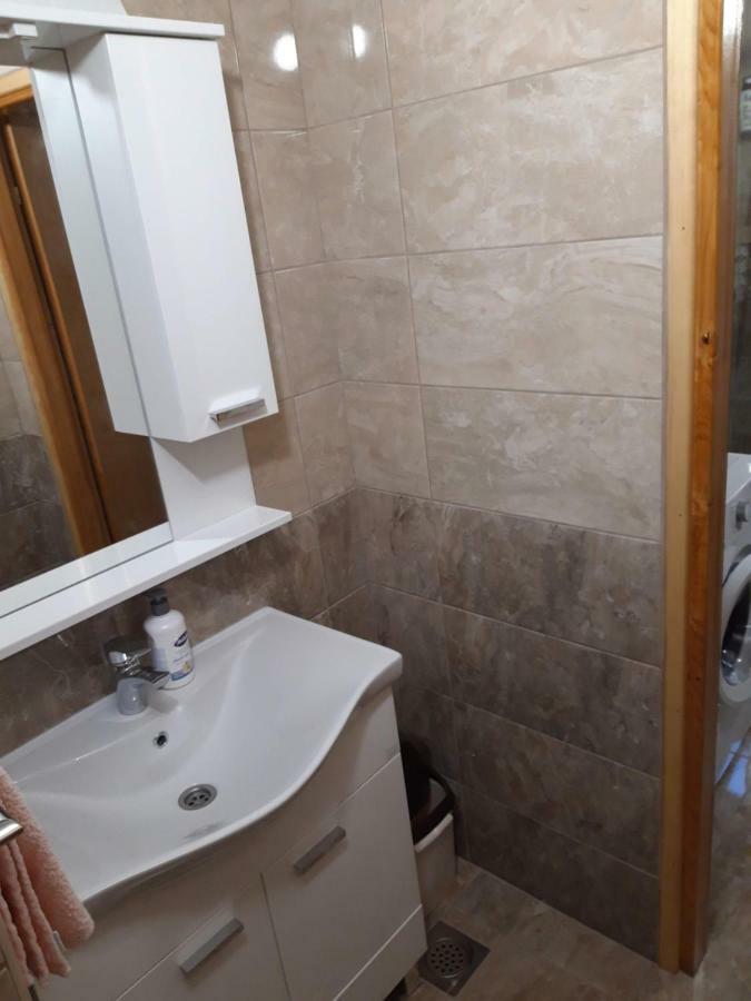 טרביניה Apartman Milos מראה חיצוני תמונה
