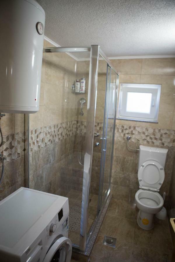 טרביניה Apartman Milos מראה חיצוני תמונה
