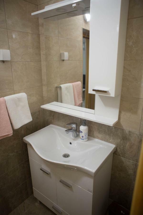 טרביניה Apartman Milos מראה חיצוני תמונה